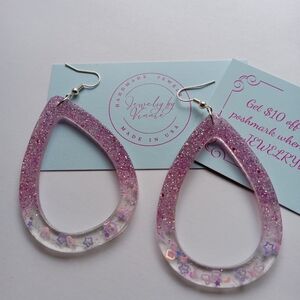 Hand Crafted Resin Earrings Part Of The "Purple Paridise" Collection